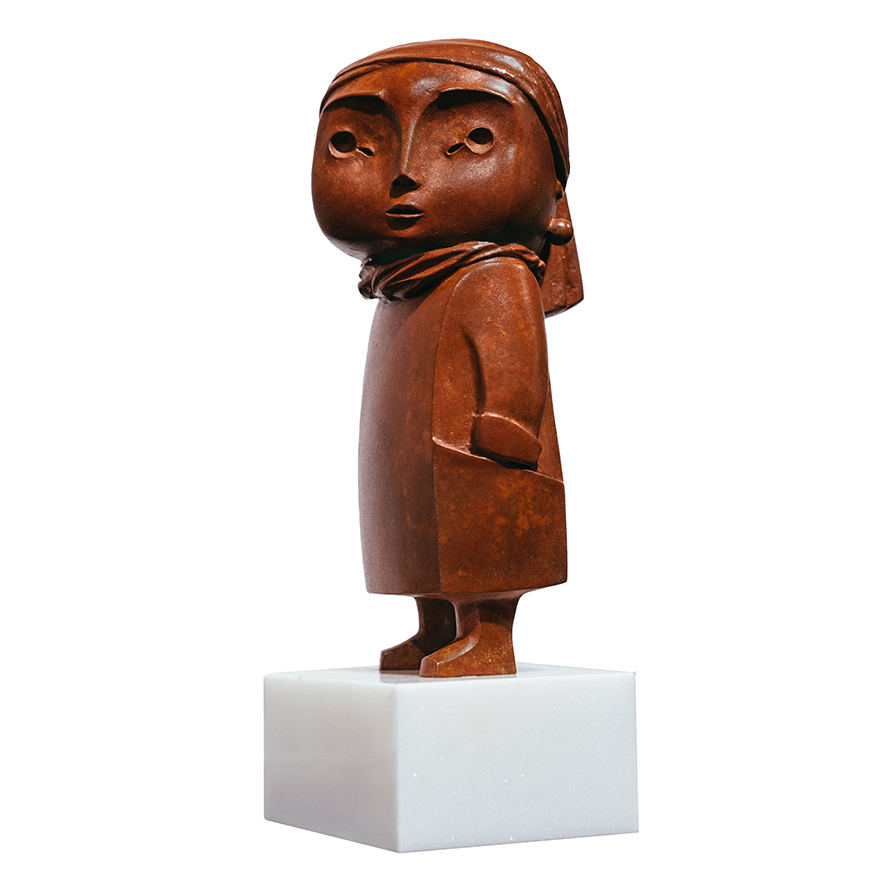 Souvenir miniature "Girl with earring"